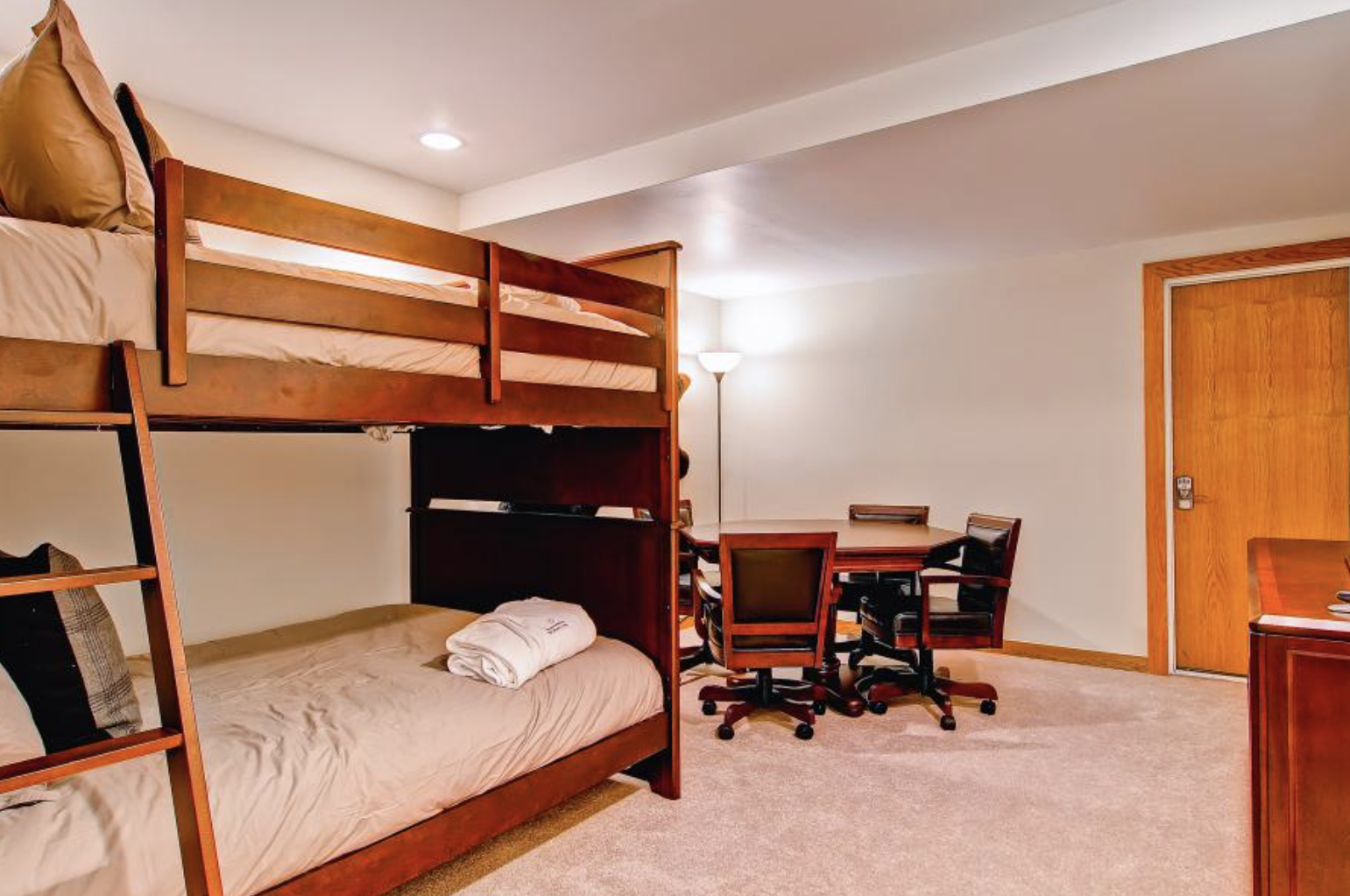 Red Sandstone House  - Image 20